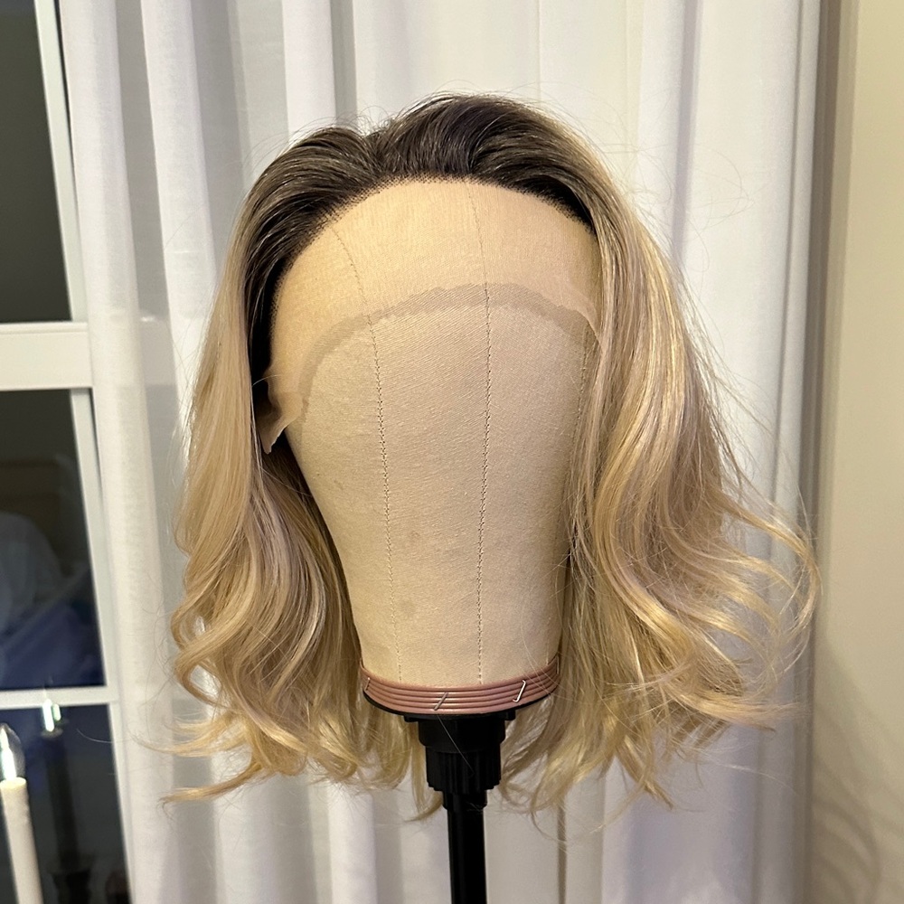 Chelsey Smith Crowns Claire Medium Blonde Petite